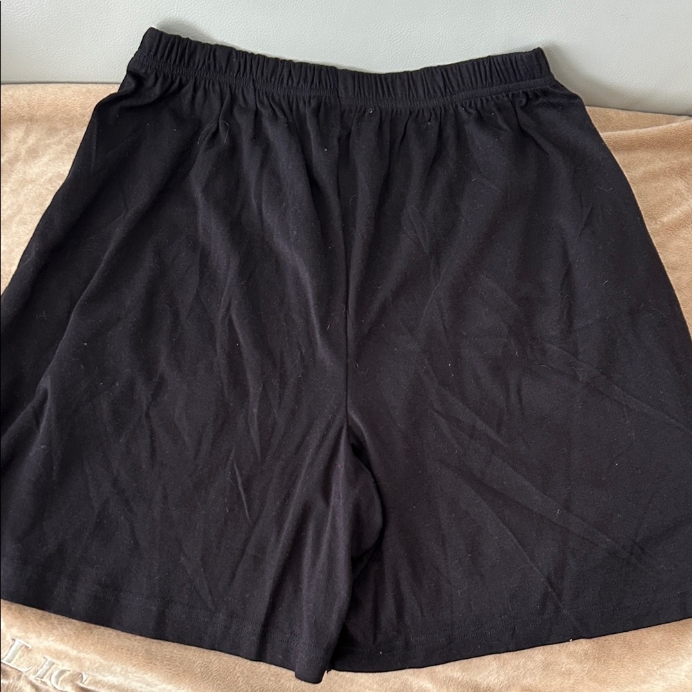 Forelli NWT Ladies Black Elastic Waist Long Shorts - Picture 4 of 4